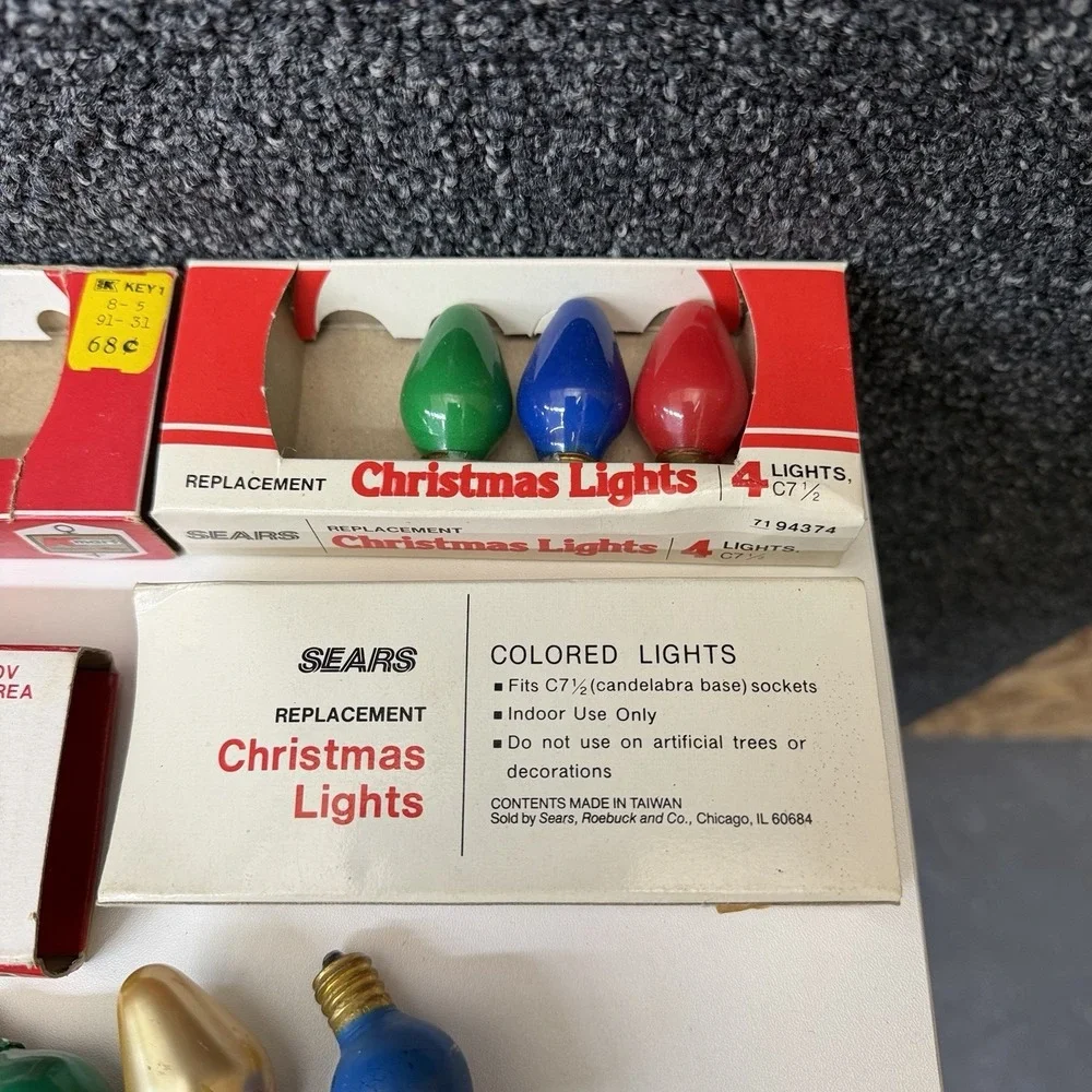 Vintage C9 & C7 Christmas Bulbs – 8 Greatland, 9 Christmas Lamps, Mixed Lot 120V